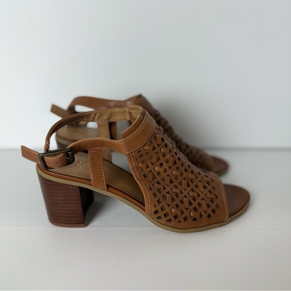Franco Sarto Harlet3 Leather Cut-Out Sandals Brown Size 7.5M Block Heel - Picture 3 of 7